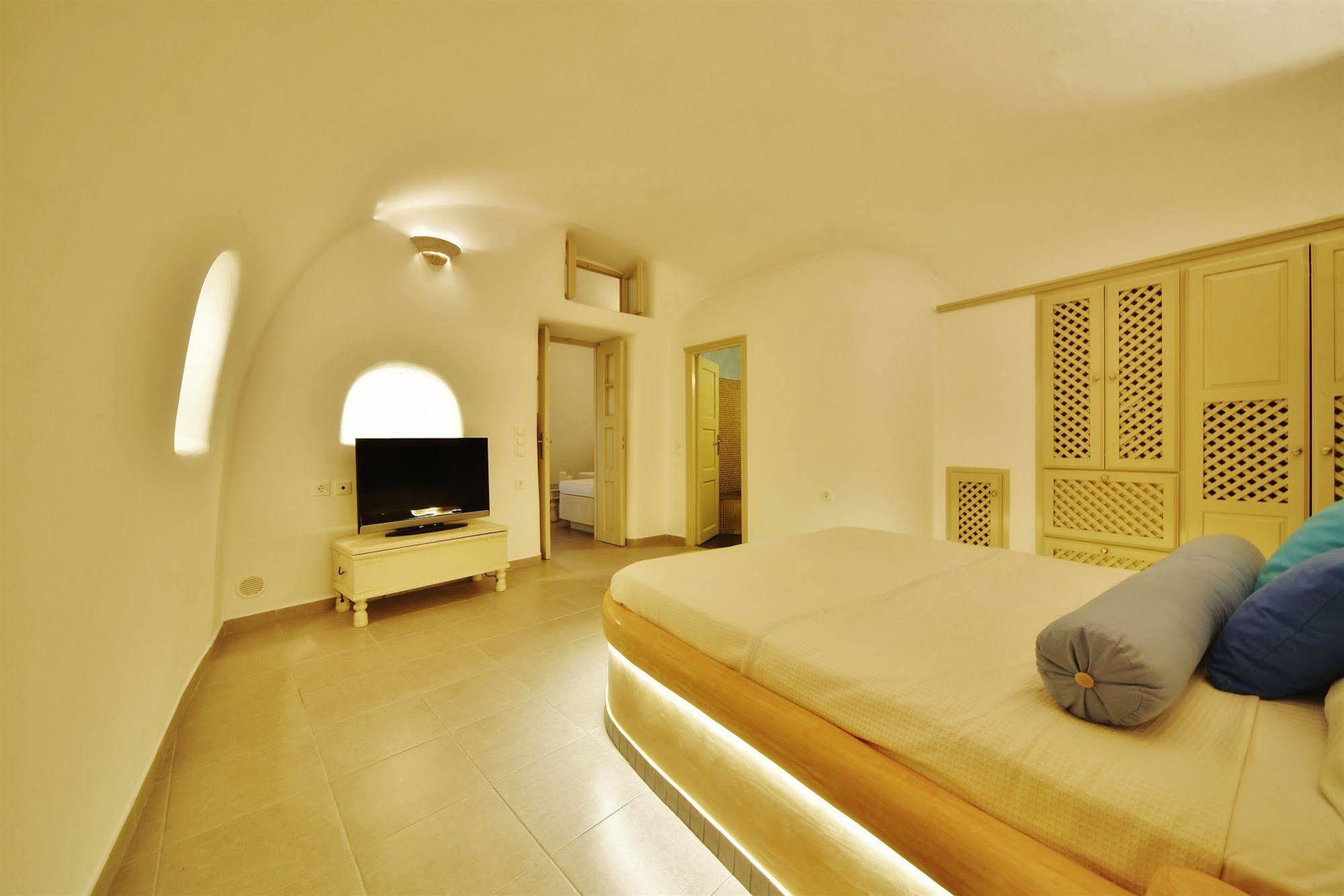 Chroma Suites Oia  Ngoại thất bức ảnh