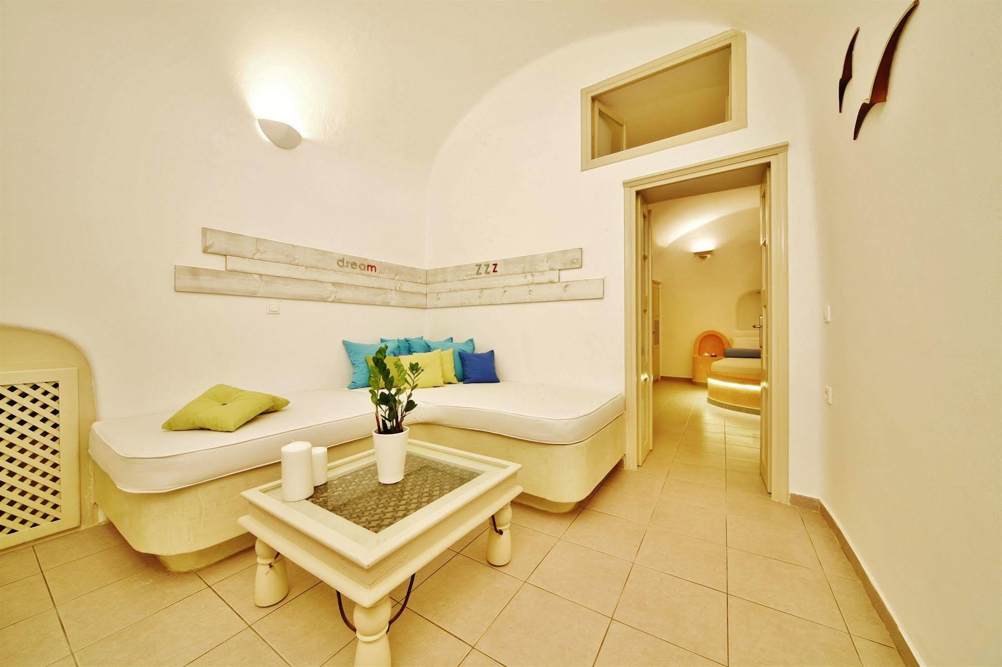 Chroma Suites Oia  Ngoại thất bức ảnh