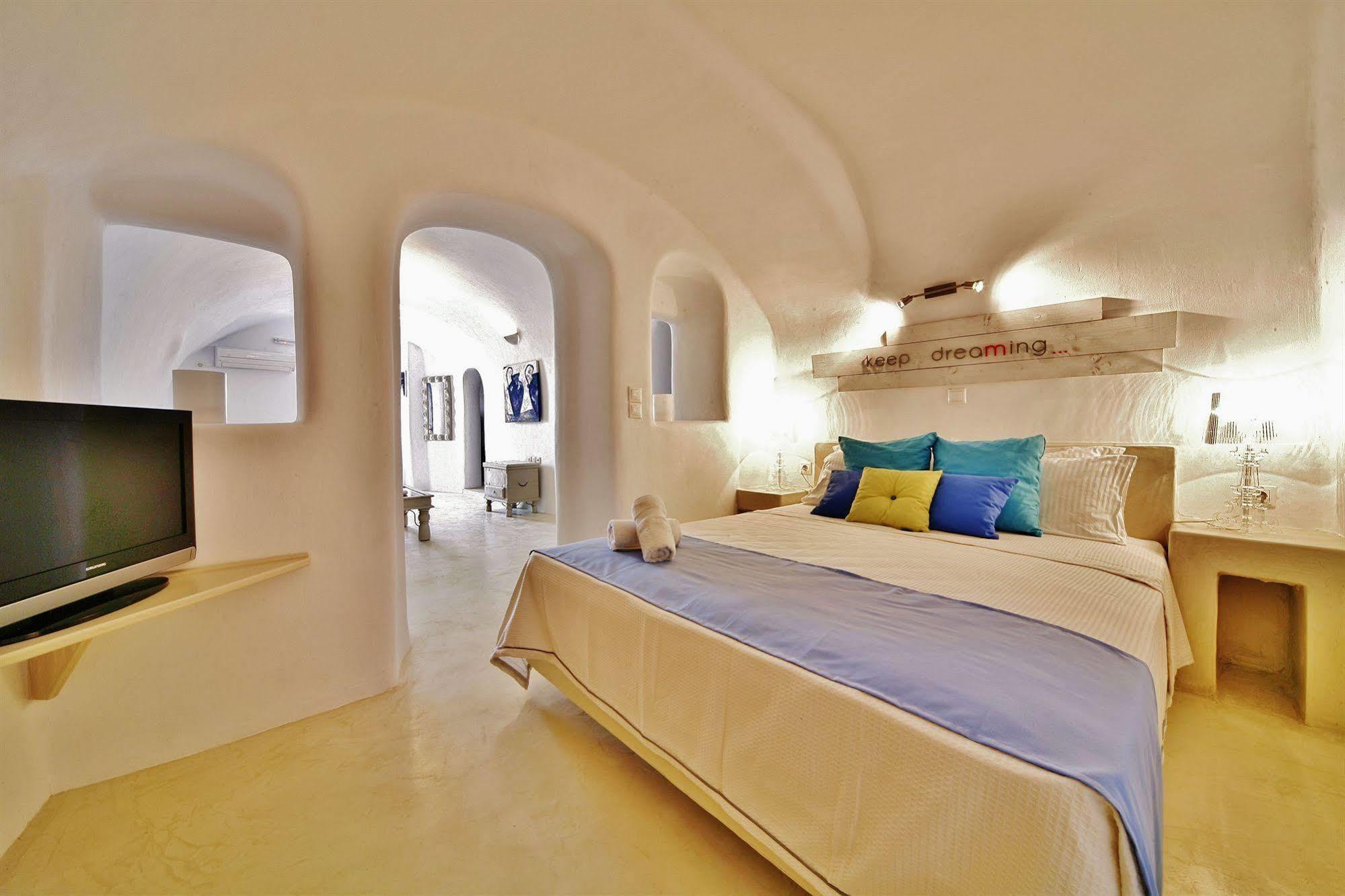 Chroma Suites Oia  Ngoại thất bức ảnh